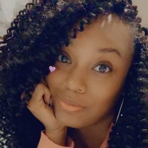 Meet your Posher, Deyuanna